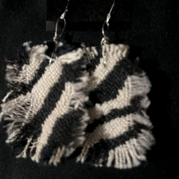 Accessories - Beautiful zebra print earrings